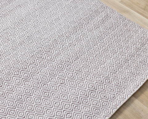 Aspen Woven Rug - Tessellated Diamonds corner