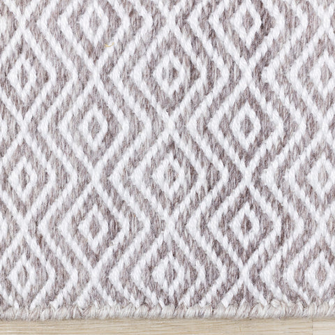 Aspen Woven Rug - Tessellated Diamonds side detail
