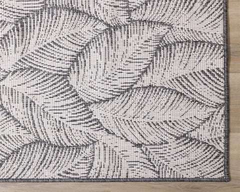 Bristol Reversible Indoor / Outdoor Rug - Leaves corner detail