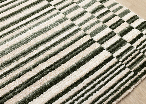 Nala Rug - Striped Rows corner