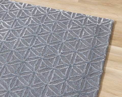 Royal Natural Wool Rug - Blue corner detail