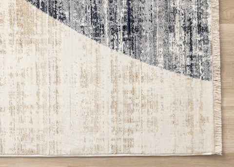 Serene Distressed Rug - Curvy Shapes corner detail