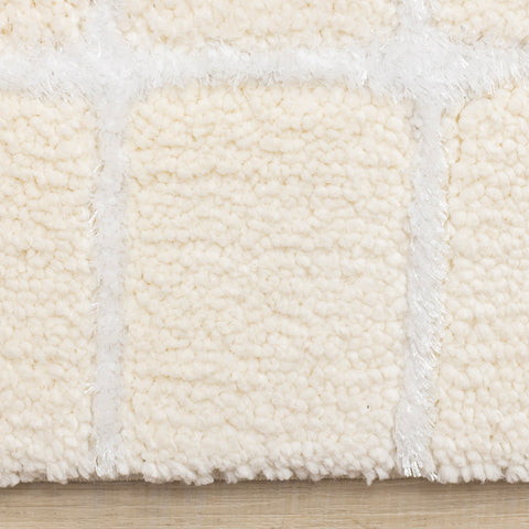 Sully Rug - Cream Broken Lines side detail